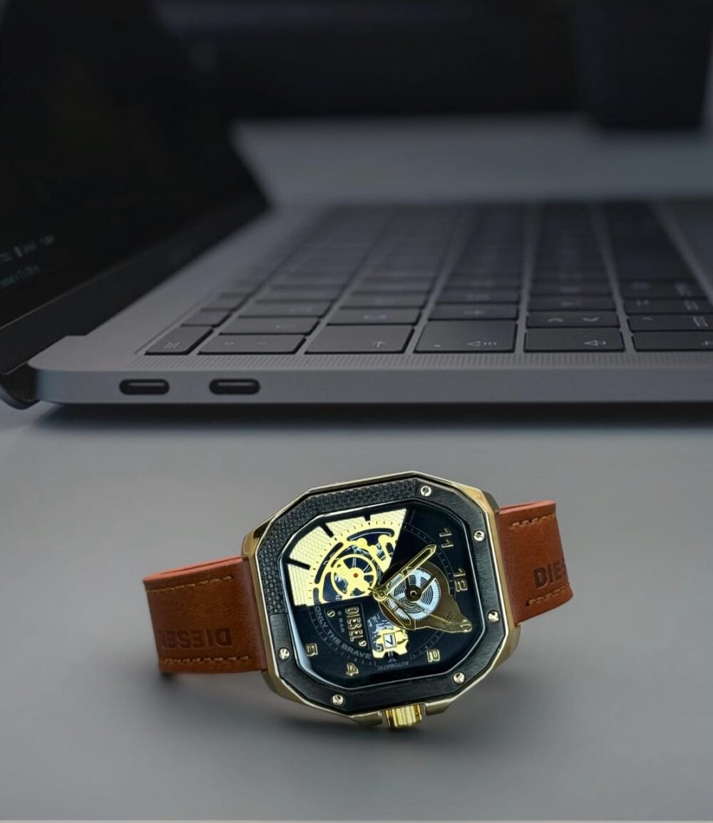 Men's Diesel Watch Analog - Image 4