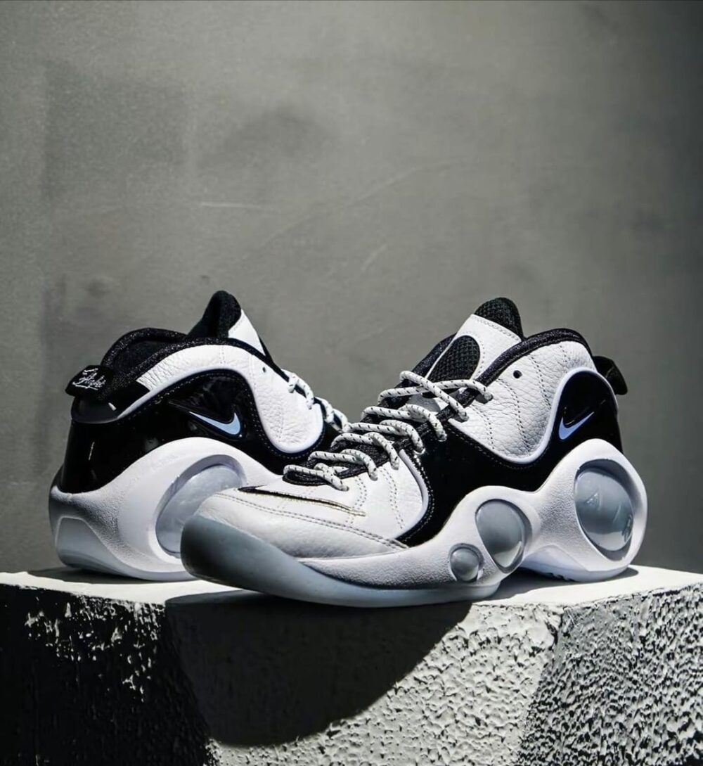 Nike Air Zoom Flight 95 Shoes – Football Grey Edition for Men - Image 4